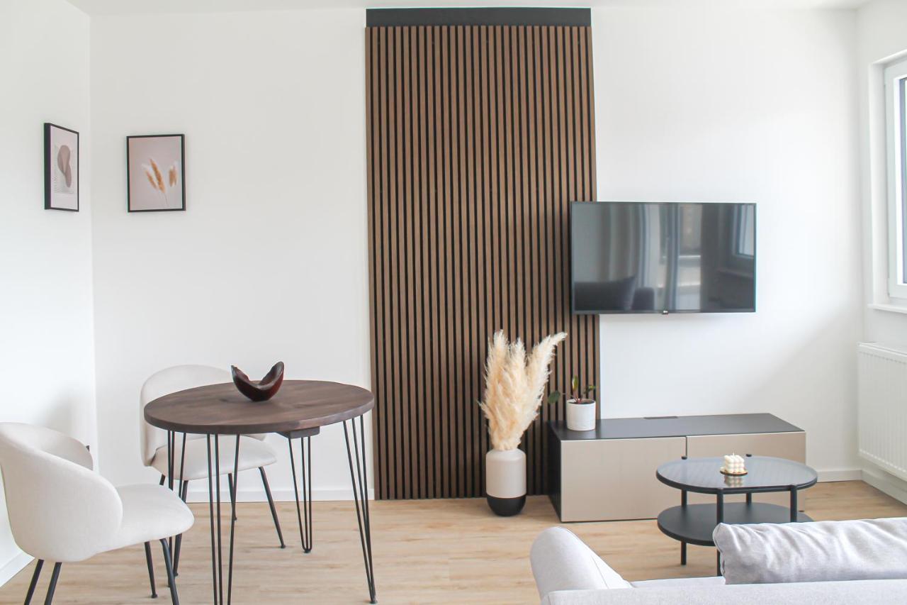 Special Apartment - Stadtnah, Balkon, Parkplatz, E-Ladestation, Gitterbox Fuer Fahrraeder, Fitnessstudio Koblenz  Eksteriør billede