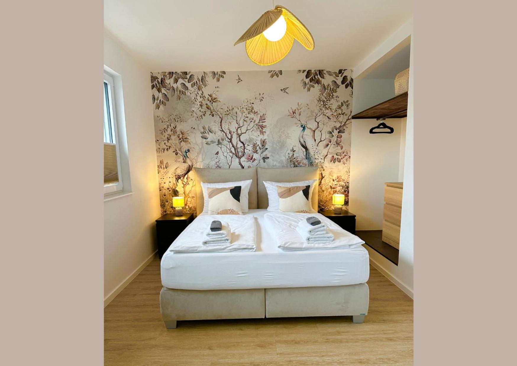 Special Apartment - Stadtnah, Balkon, Parkplatz, E-Ladestation, Gitterbox Fuer Fahrraeder, Fitnessstudio Koblenz  Eksteriør billede